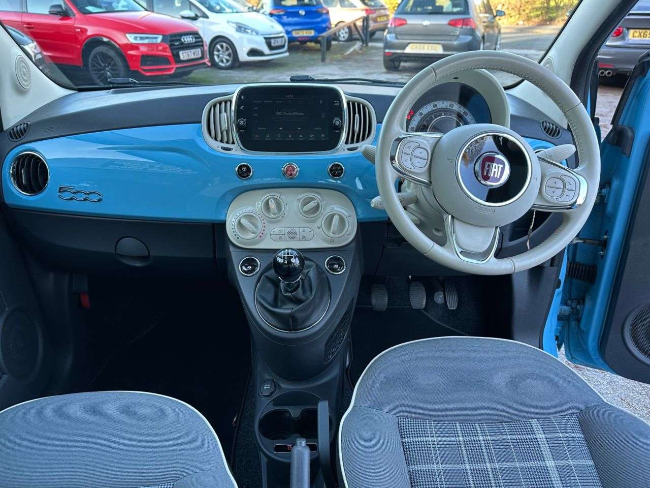 2017 FIAT 500 2017 FIAT 500