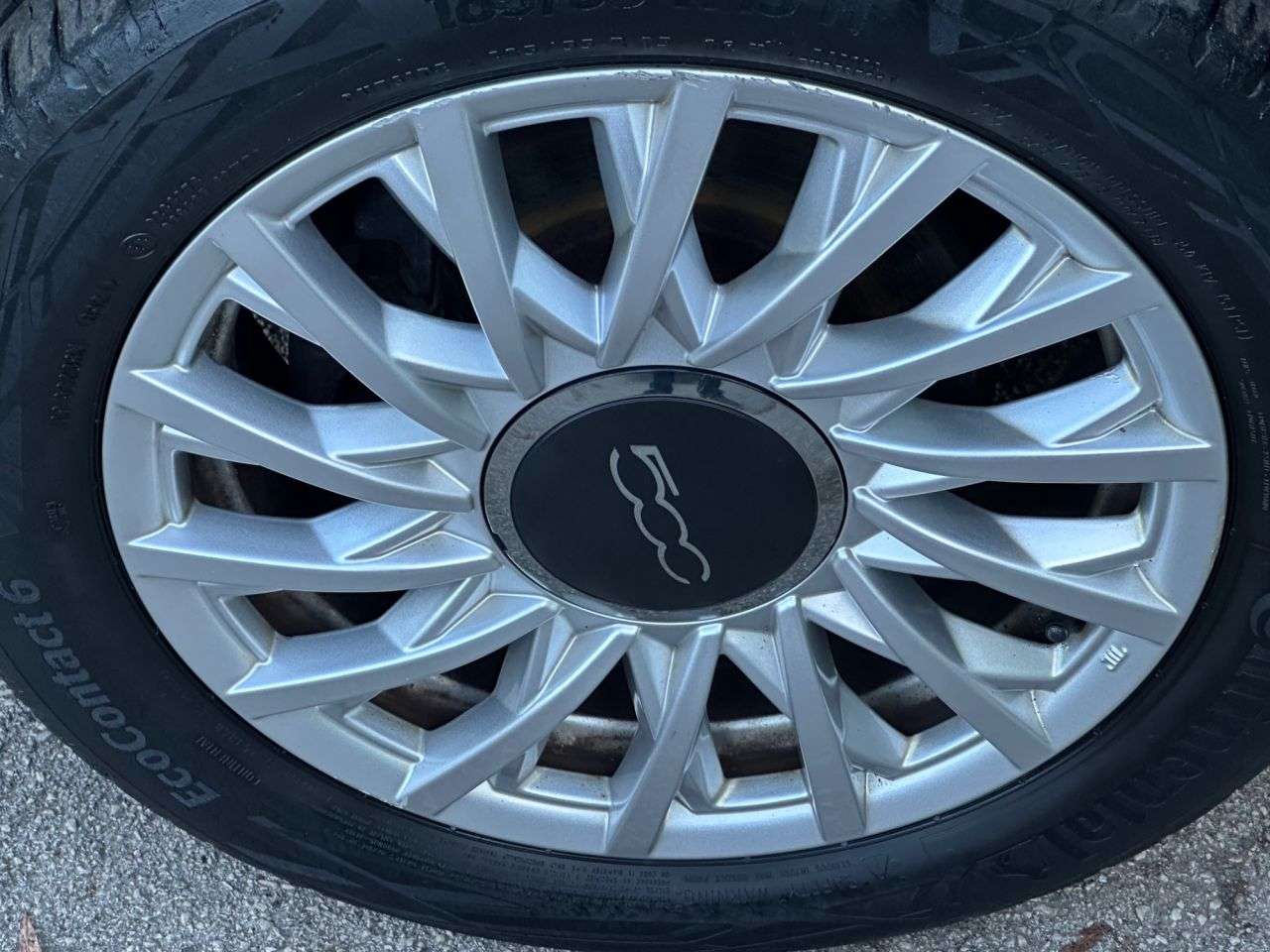 2017 FIAT 500 2017 FIAT 500