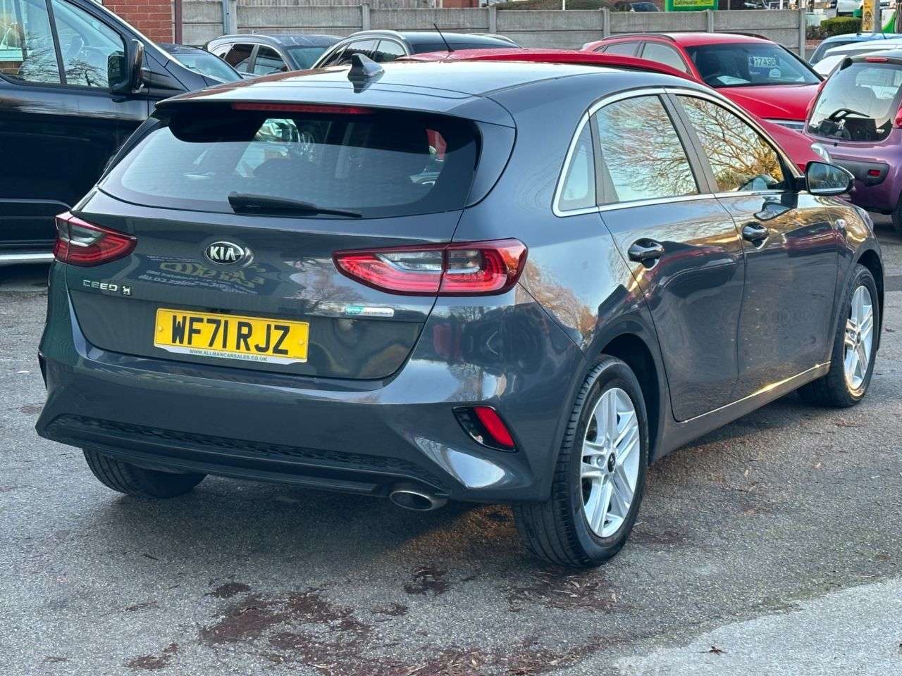 A 2021 KIA CEED 1.6 CRDi MHEV 2 NAV Hatchback 5dr Diesel Hybrid Manual Euro 6 (s/s) (134 bh A 2021 KIA CEED 1.6 CRDi MHEV 2 NAV Hatchback 5dr Diesel Hybrid Manual Euro 6 (s/s) (134 bh