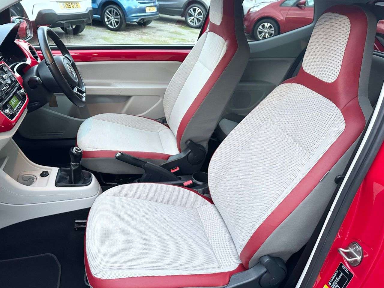 2014 VOLKSWAGEN UP! 2014 VOLKSWAGEN UP!