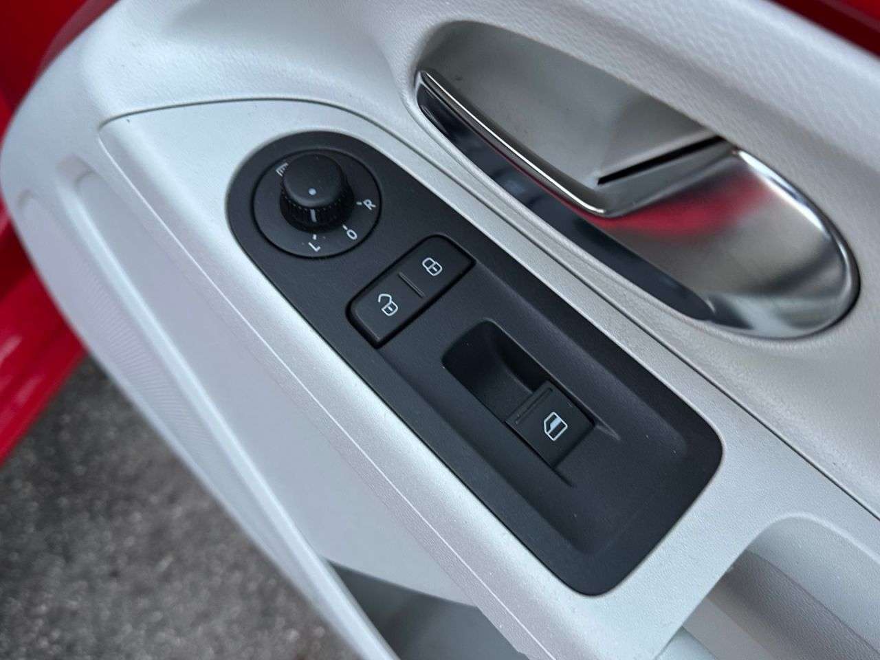 2014 VOLKSWAGEN UP! 2014 VOLKSWAGEN UP!