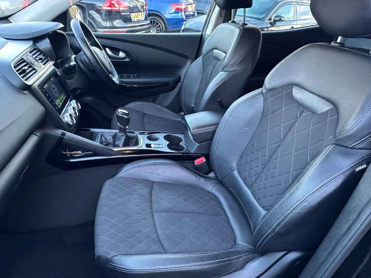 2019 RENAULT KADJAR 2019 RENAULT KADJAR