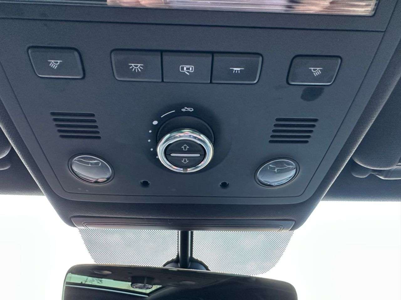 2017 VOLKSWAGEN TOUAREG 2017 VOLKSWAGEN TOUAREG