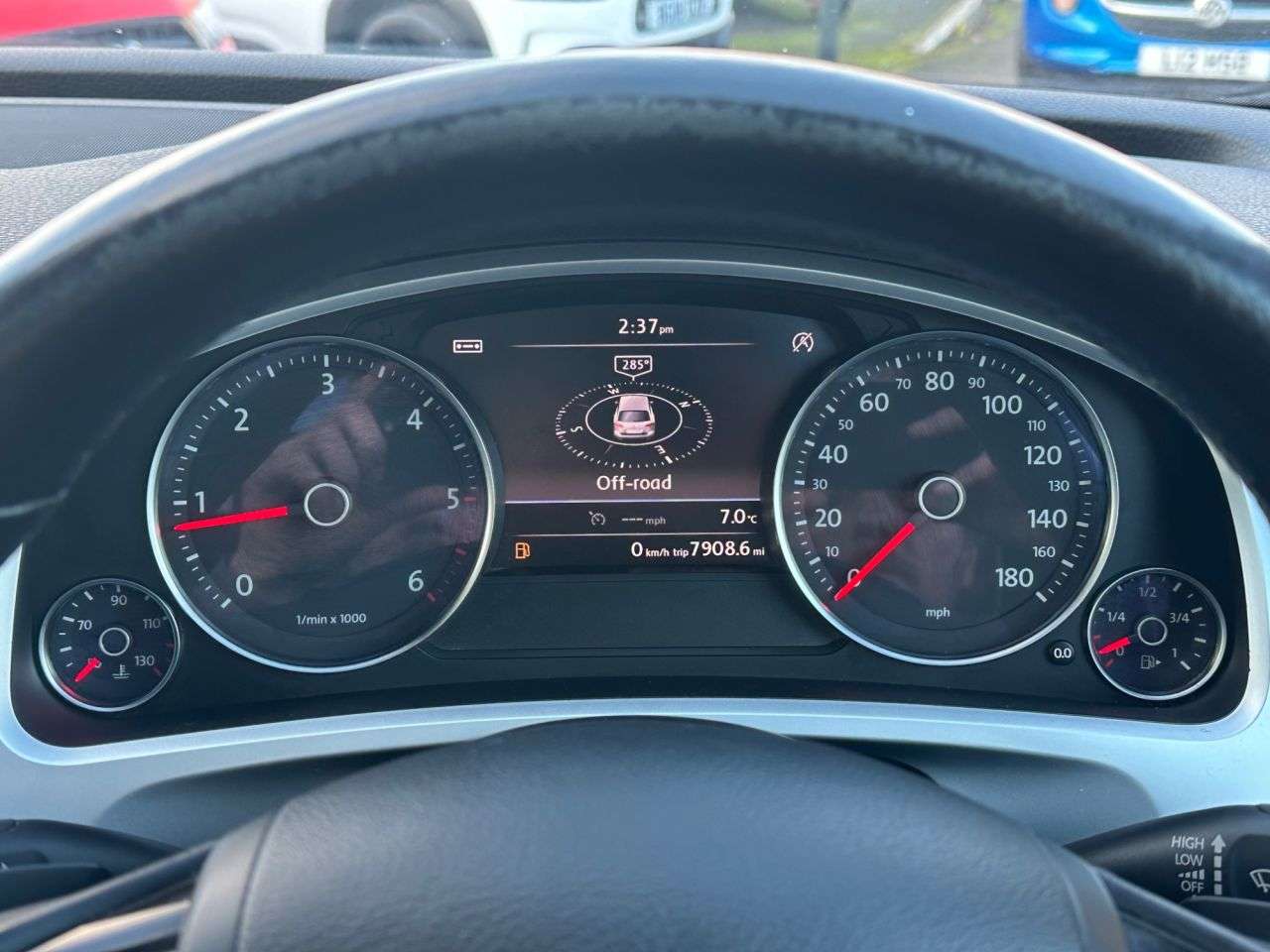 2017 VOLKSWAGEN TOUAREG 2017 VOLKSWAGEN TOUAREG