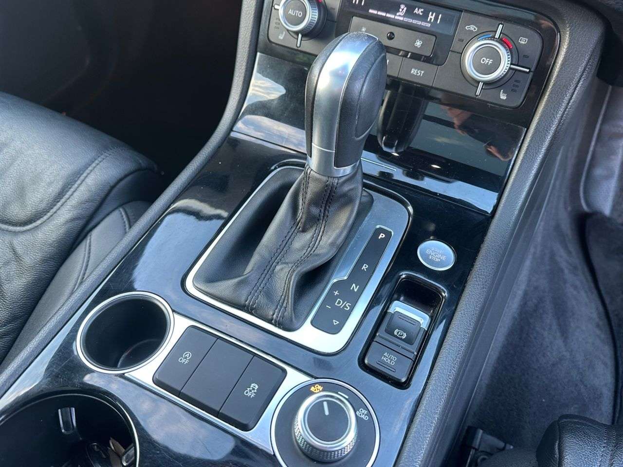 2017 VOLKSWAGEN TOUAREG 2017 VOLKSWAGEN TOUAREG