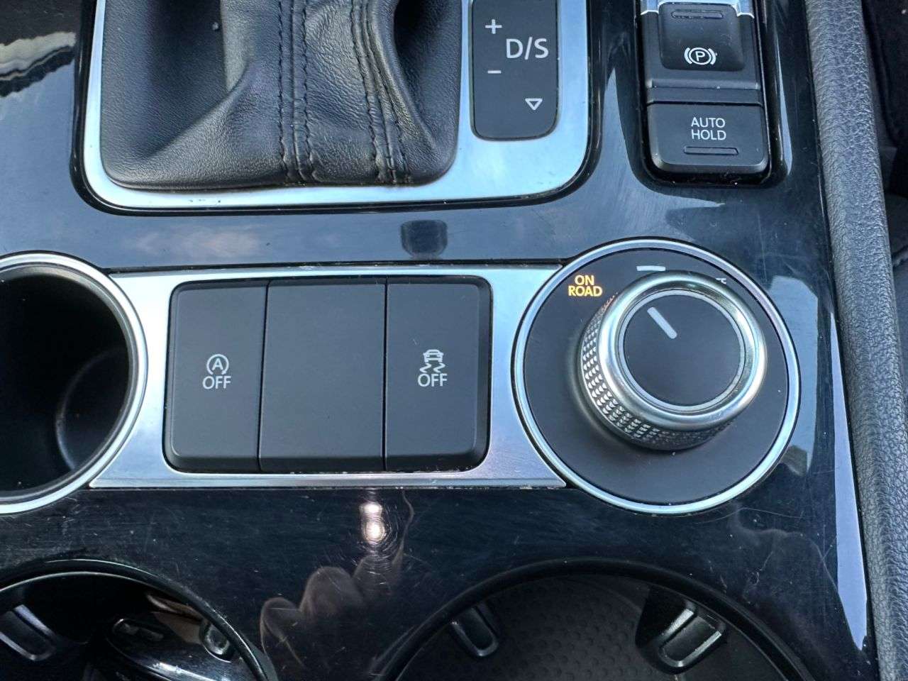 2017 VOLKSWAGEN TOUAREG 2017 VOLKSWAGEN TOUAREG