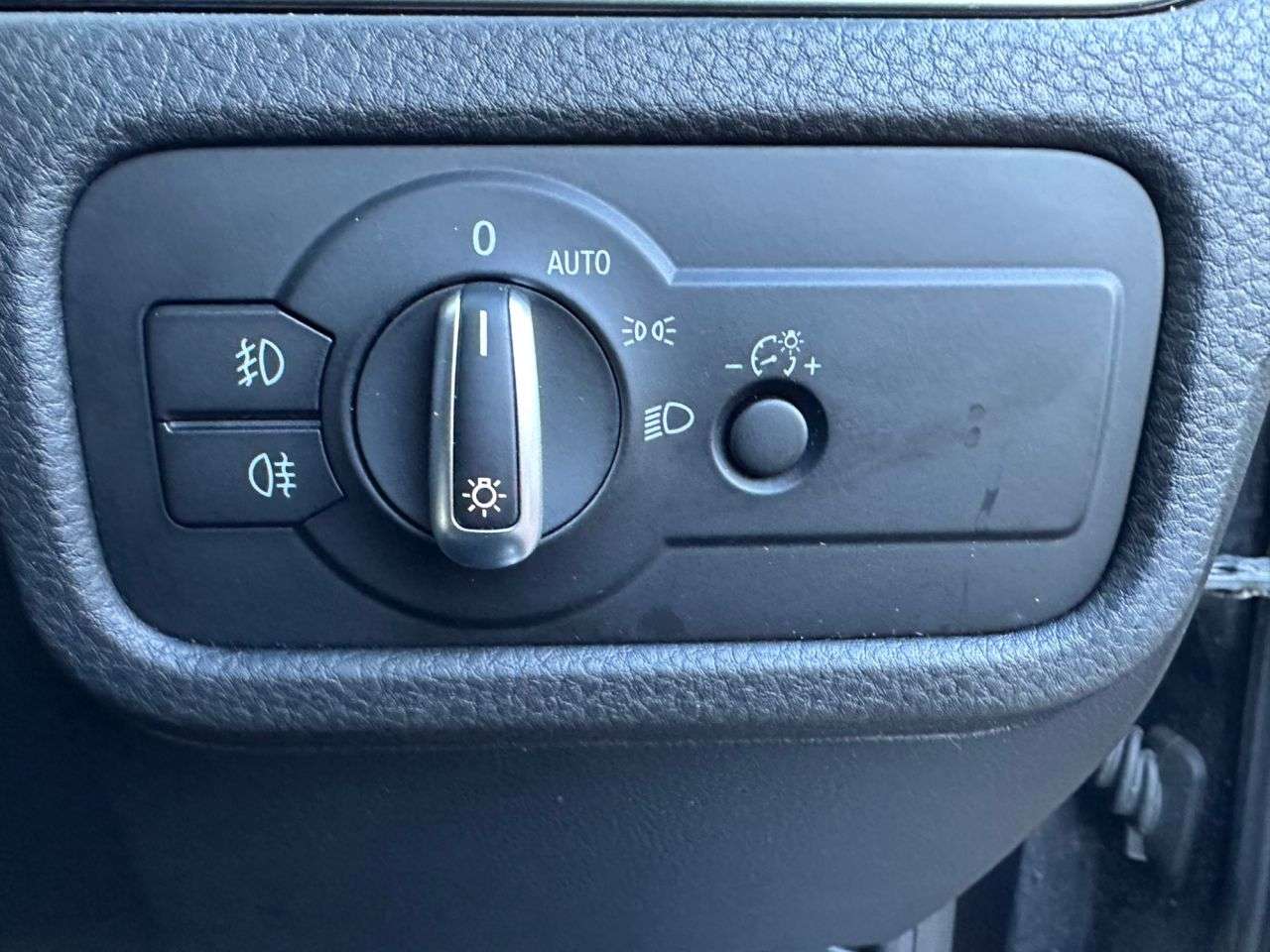 2017 VOLKSWAGEN TOUAREG 2017 VOLKSWAGEN TOUAREG