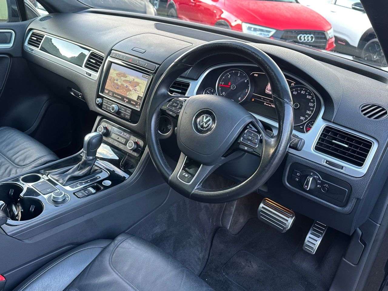 2017 VOLKSWAGEN TOUAREG 2017 VOLKSWAGEN TOUAREG