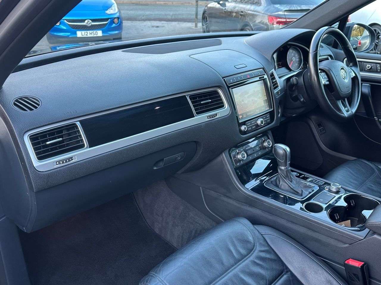 2017 VOLKSWAGEN TOUAREG 2017 VOLKSWAGEN TOUAREG