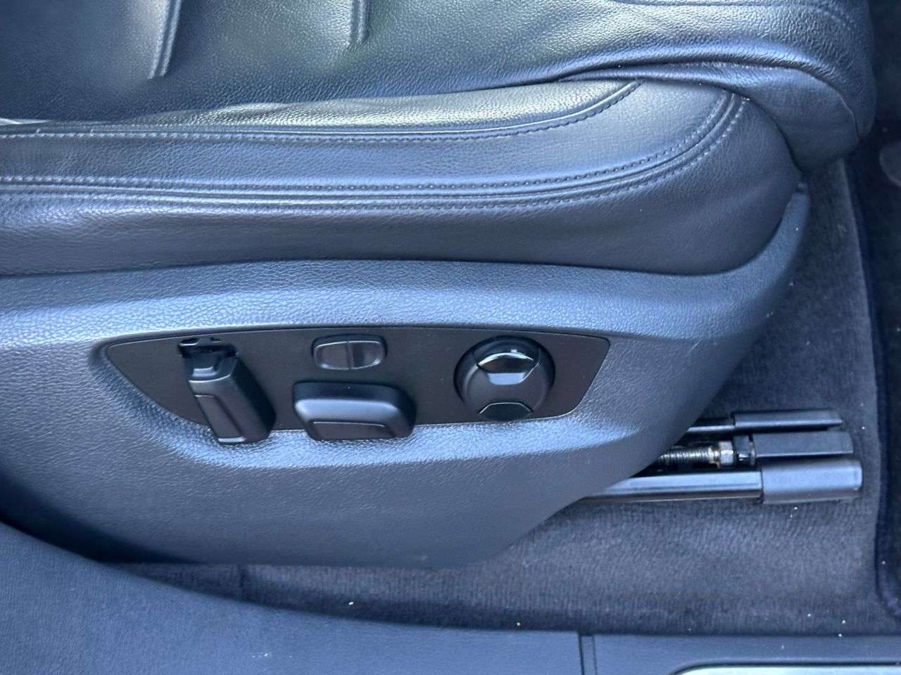 2017 VOLKSWAGEN TOUAREG 2017 VOLKSWAGEN TOUAREG