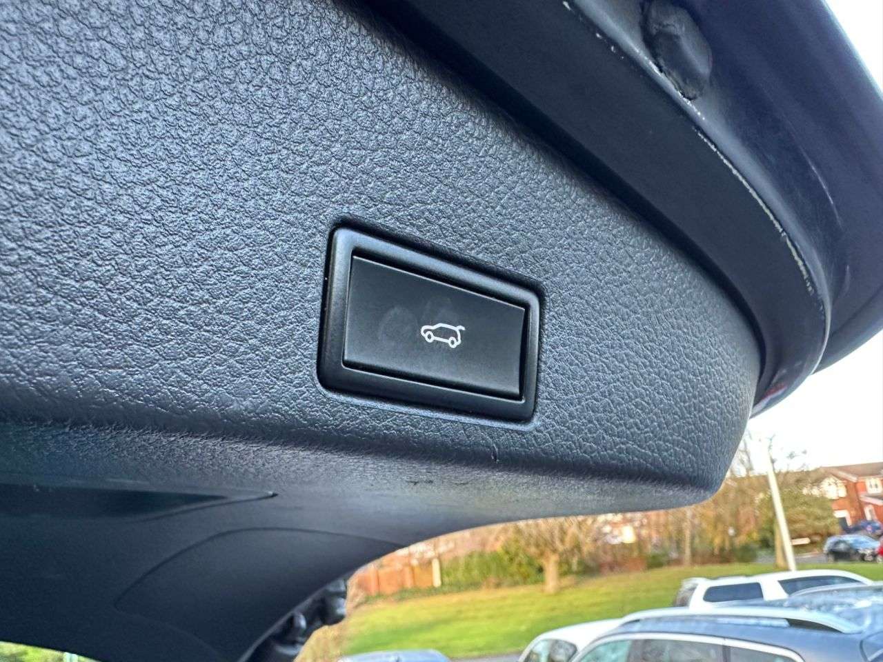 2017 VOLKSWAGEN TOUAREG 2017 VOLKSWAGEN TOUAREG