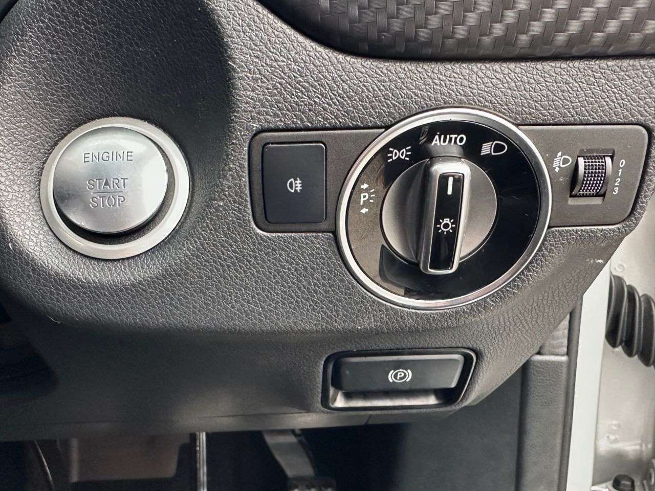 2017 MERCEDES-BENZ A-CLASS 2017 MERCEDES-BENZ A-CLASS