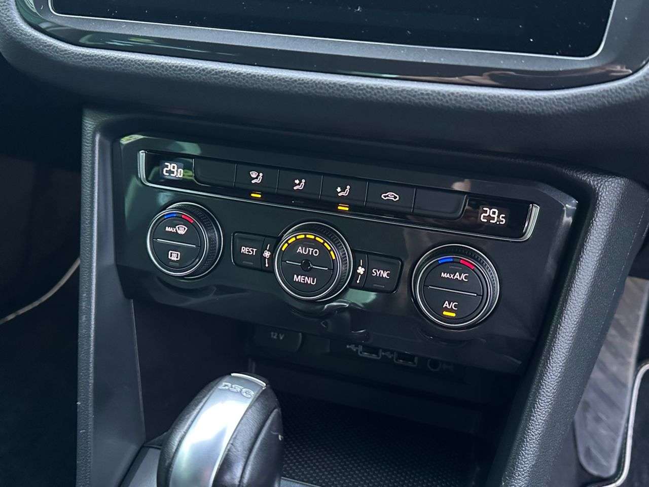 2019 VOLKSWAGEN TIGUAN 2019 VOLKSWAGEN TIGUAN