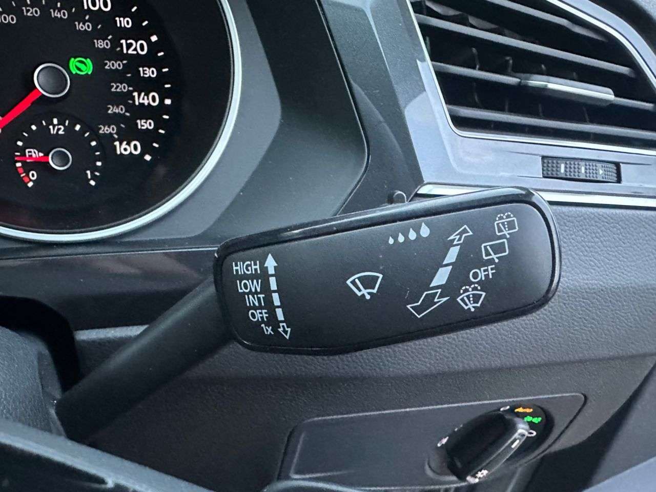 2019 VOLKSWAGEN TIGUAN 2019 VOLKSWAGEN TIGUAN