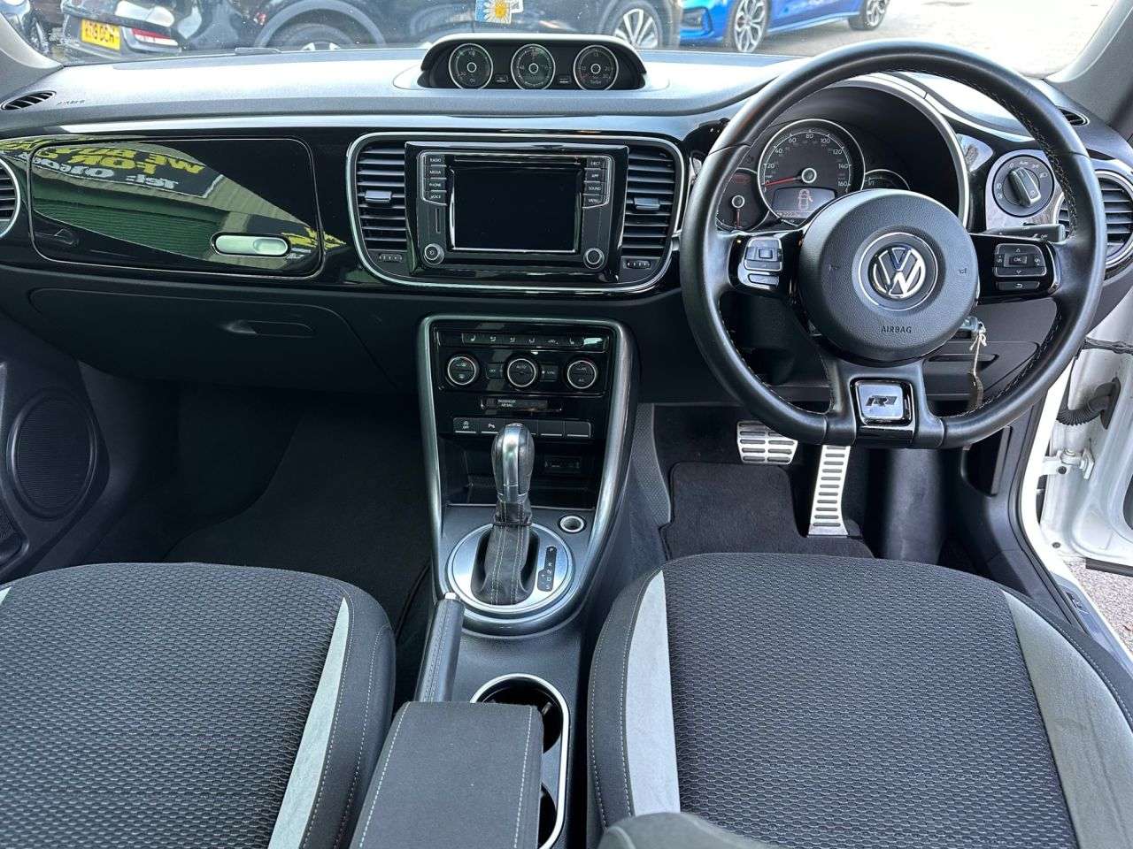2017 VOLKSWAGEN BEETLE 2017 VOLKSWAGEN BEETLE