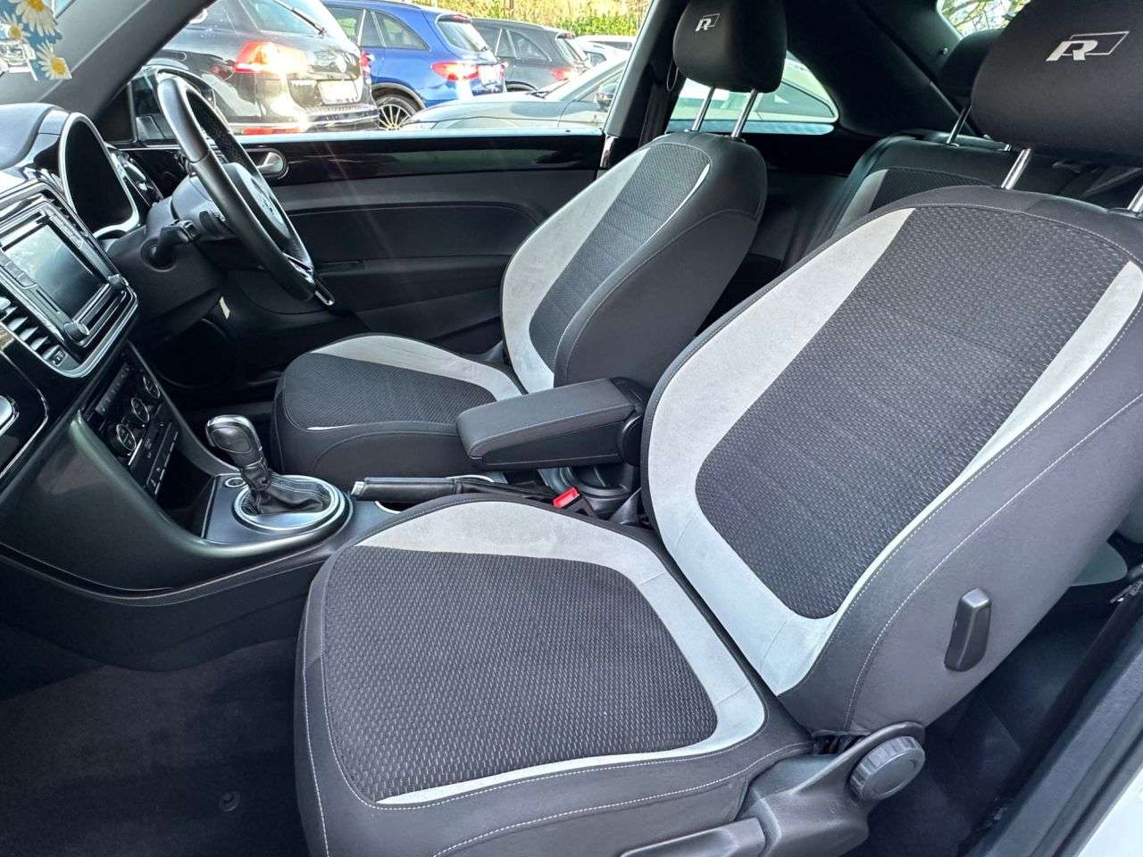 2017 VOLKSWAGEN BEETLE 2017 VOLKSWAGEN BEETLE