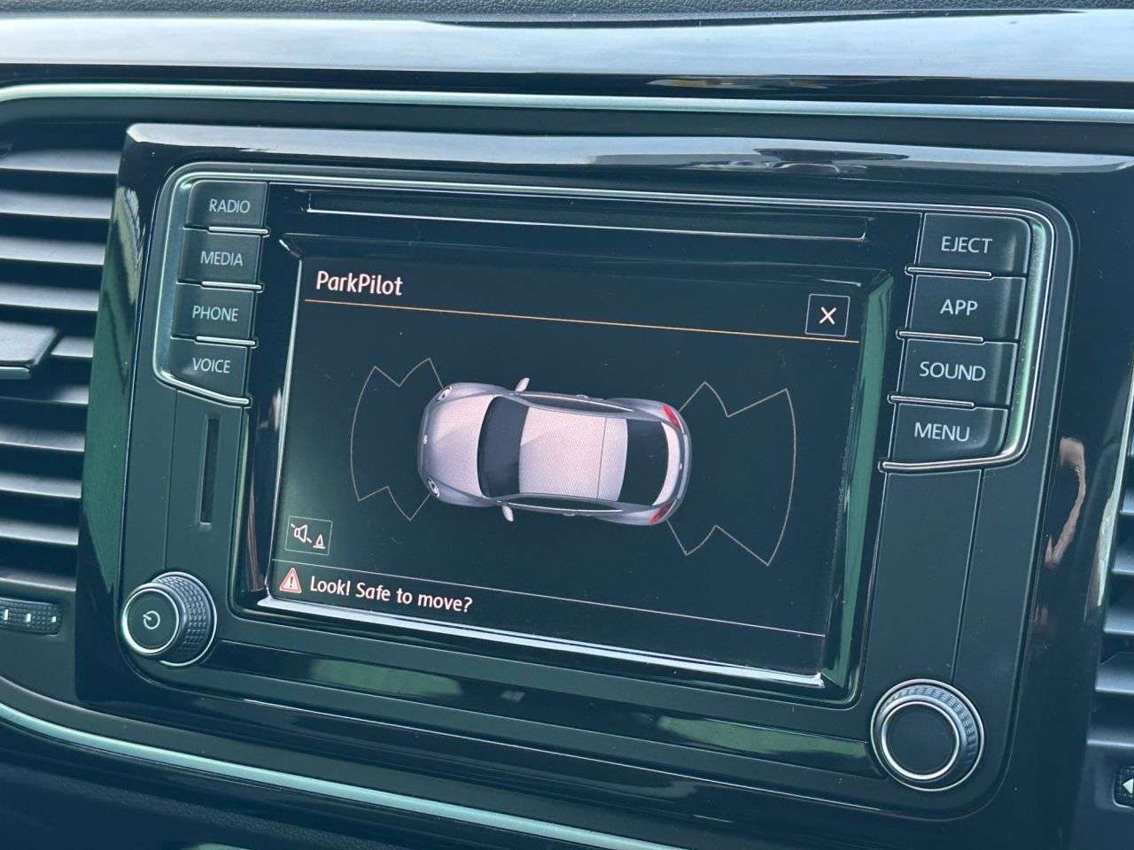 2017 VOLKSWAGEN BEETLE 2017 VOLKSWAGEN BEETLE