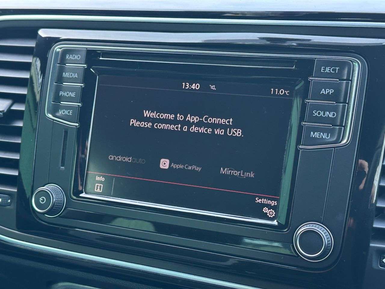 2017 VOLKSWAGEN BEETLE 2017 VOLKSWAGEN BEETLE