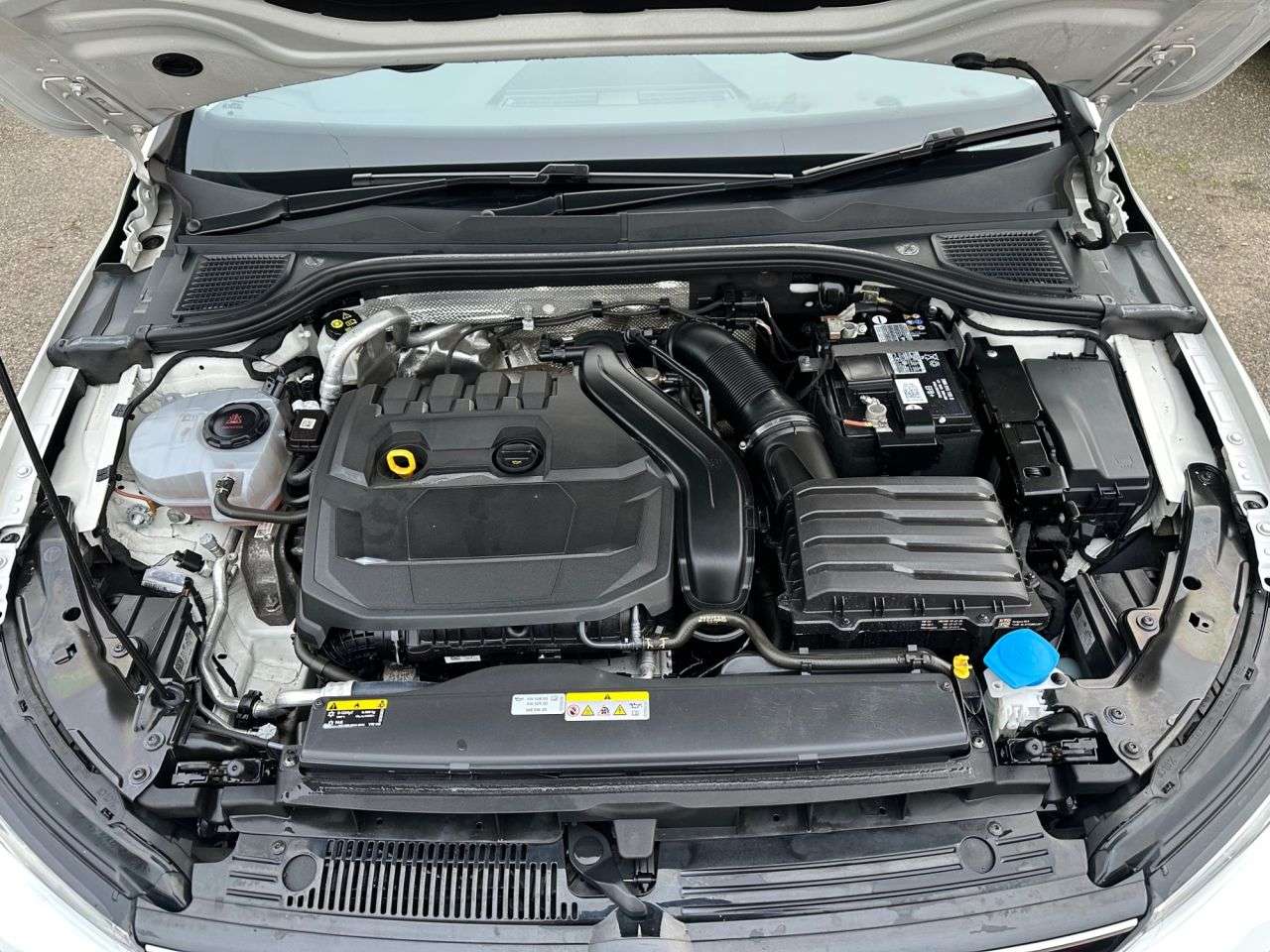 2022 VOLKSWAGEN GOLF 2022 VOLKSWAGEN GOLF