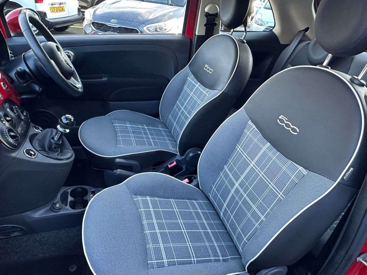 2017 FIAT 500 2017 FIAT 500