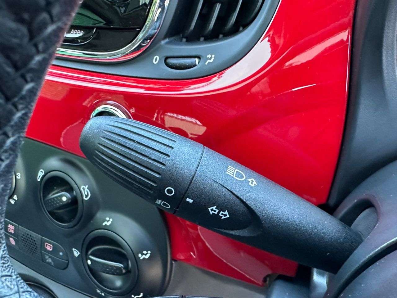 2017 FIAT 500 2017 FIAT 500