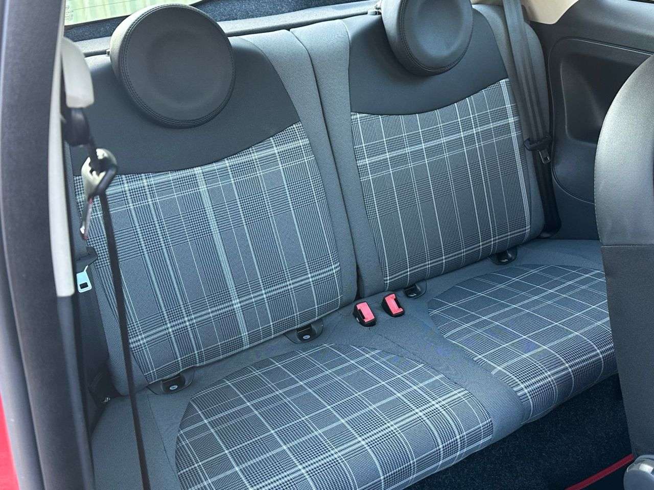 2017 FIAT 500 2017 FIAT 500