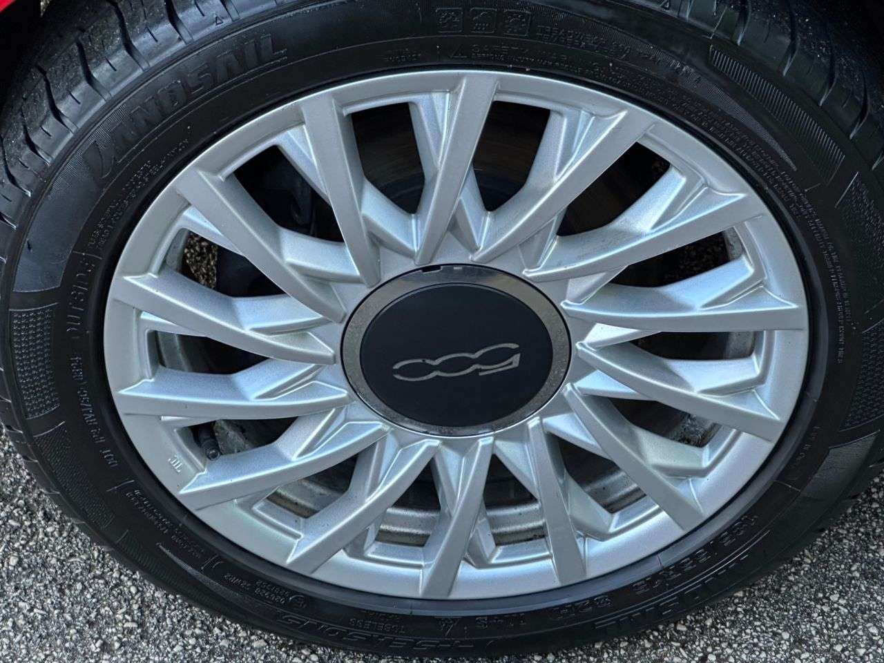 2017 FIAT 500 2017 FIAT 500