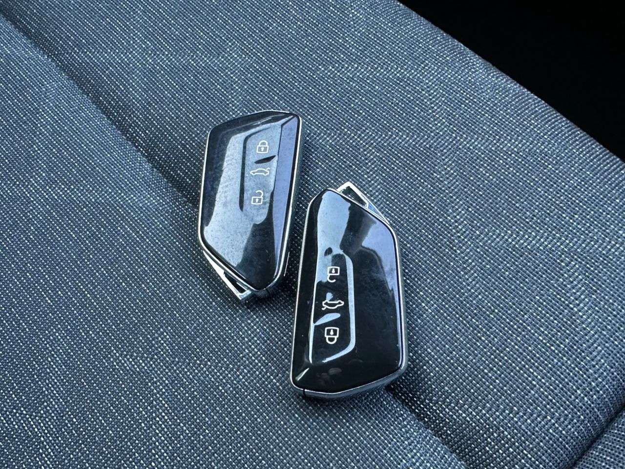 2020 VOLKSWAGEN GOLF 2020 VOLKSWAGEN GOLF