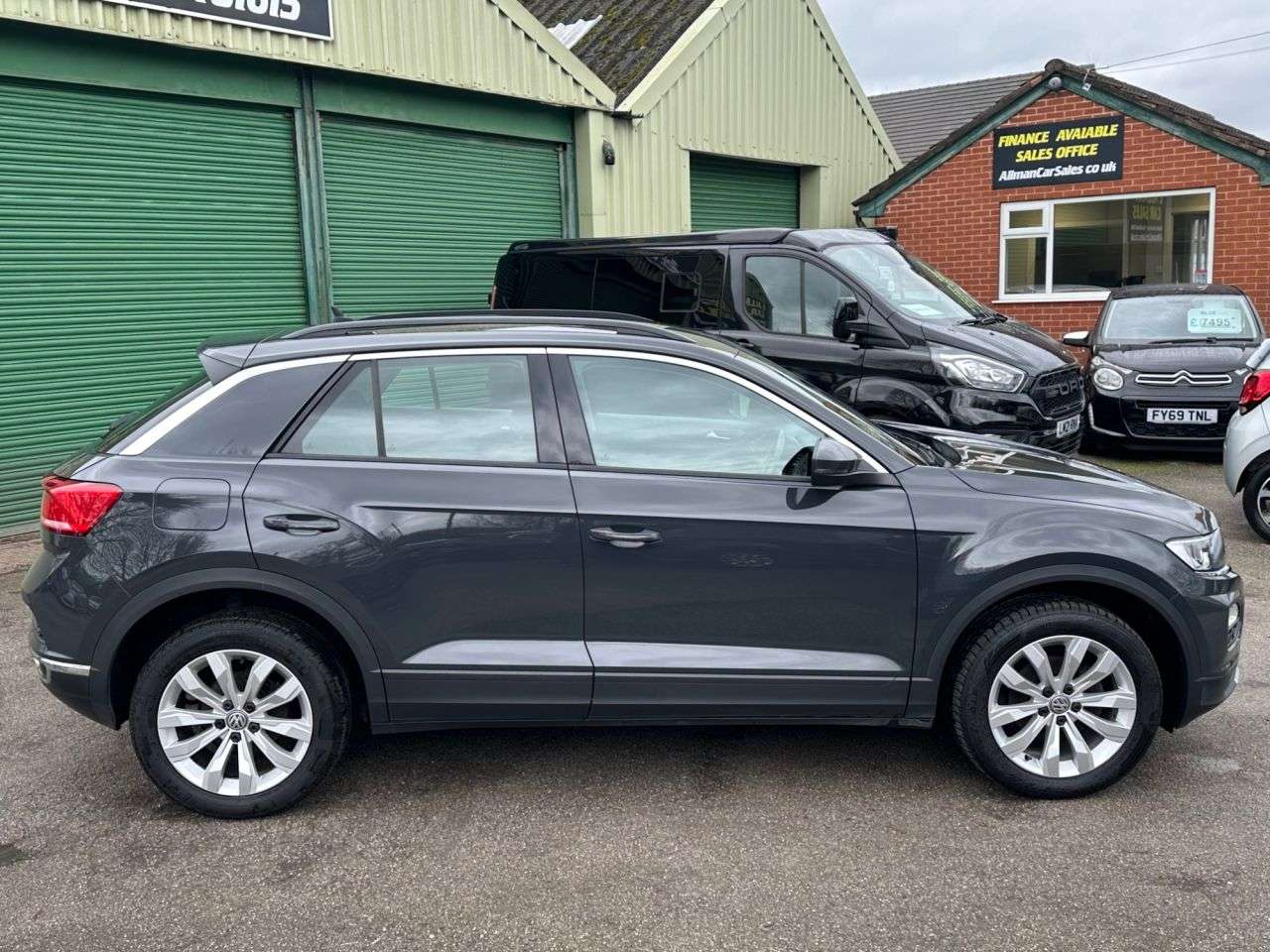 2019 VOLKSWAGEN T-ROC 2019 VOLKSWAGEN T-ROC