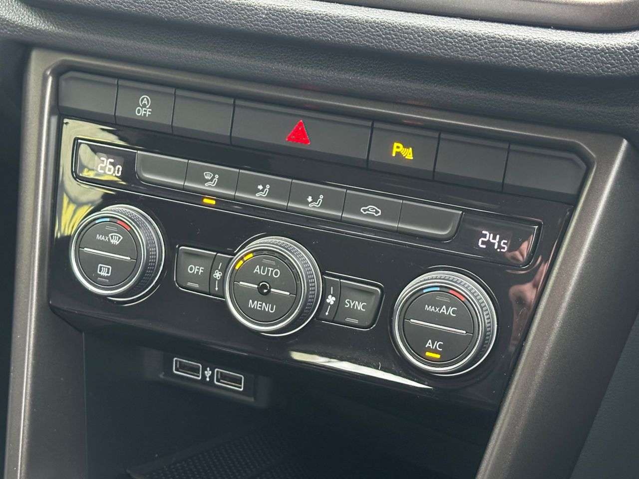 2019 VOLKSWAGEN T-ROC 2019 VOLKSWAGEN T-ROC