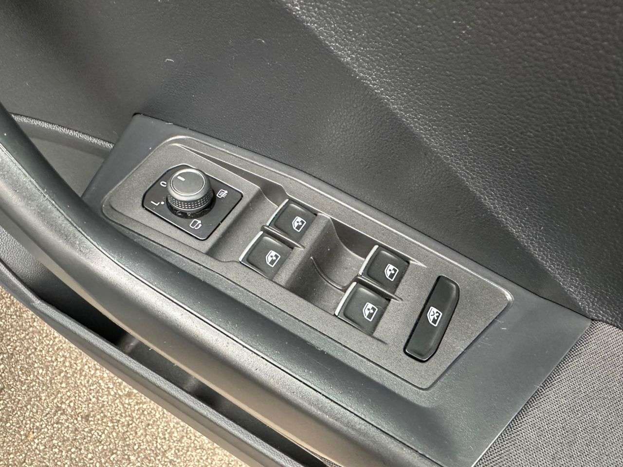 2019 VOLKSWAGEN T-ROC 2019 VOLKSWAGEN T-ROC