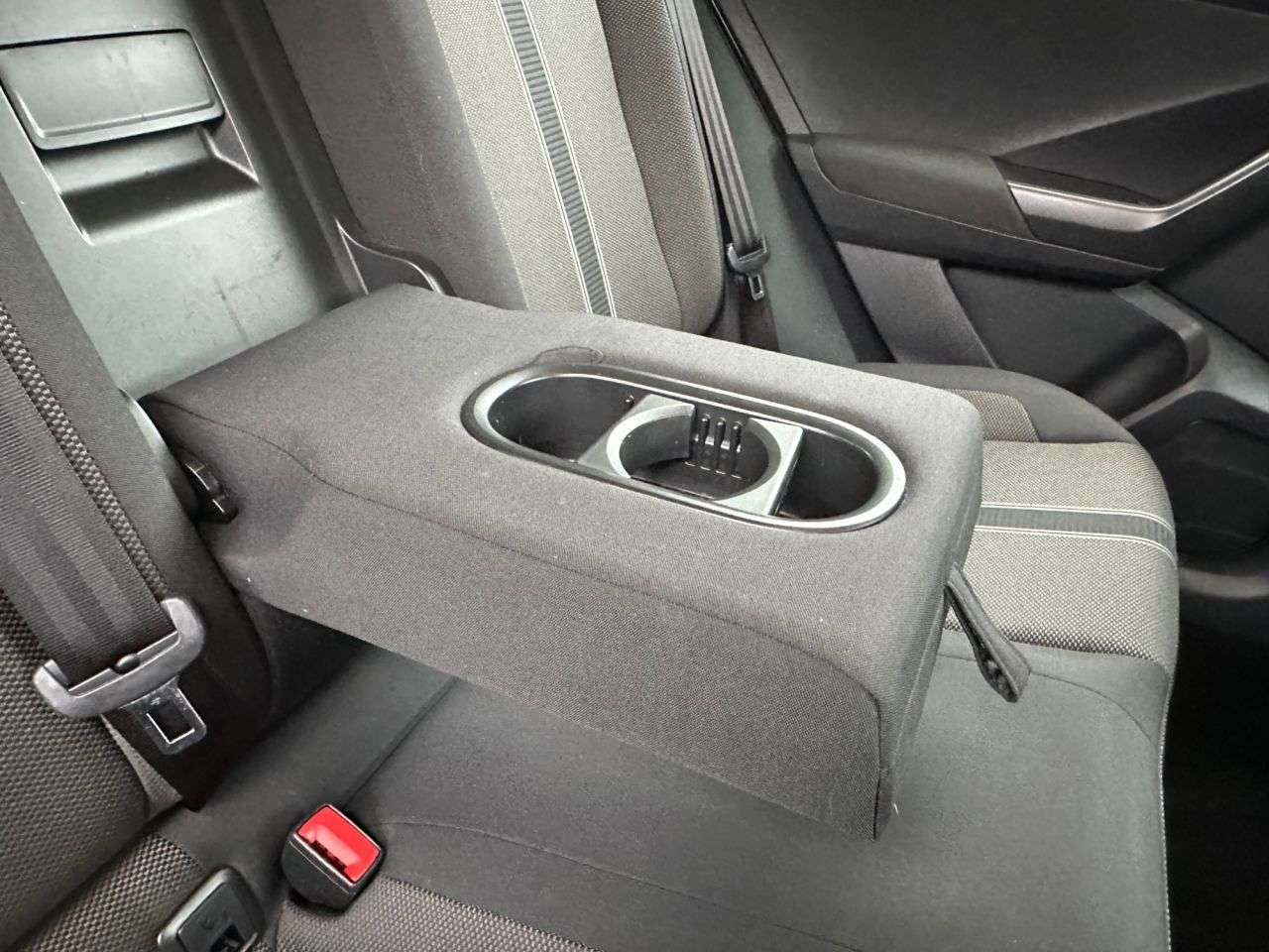 2019 VOLKSWAGEN T-ROC 2019 VOLKSWAGEN T-ROC