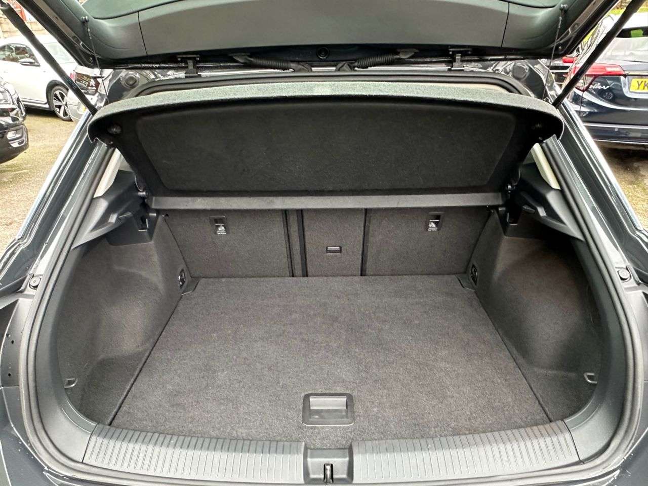 2019 VOLKSWAGEN T-ROC 2019 VOLKSWAGEN T-ROC