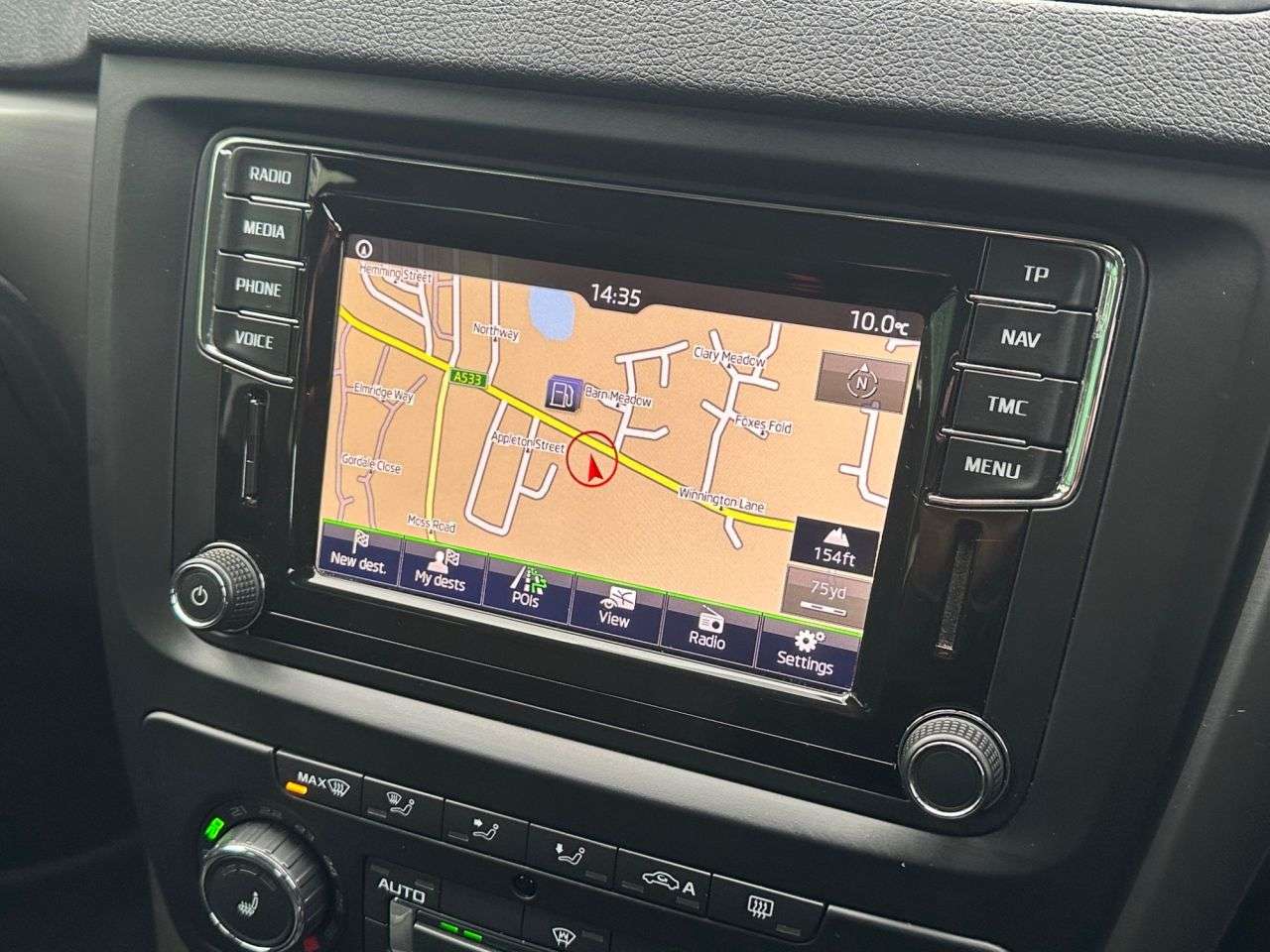 A 2017 SKODA YETI 2.0 TDI SE Drive Outdoor 5dr Diesel Manual Euro 6 (s/s) (110 ps) A 2017 SKODA YETI 2.0 TDI SE Drive Outdoor 5dr Diesel Manual Euro 6 (s/s) (110 ps)