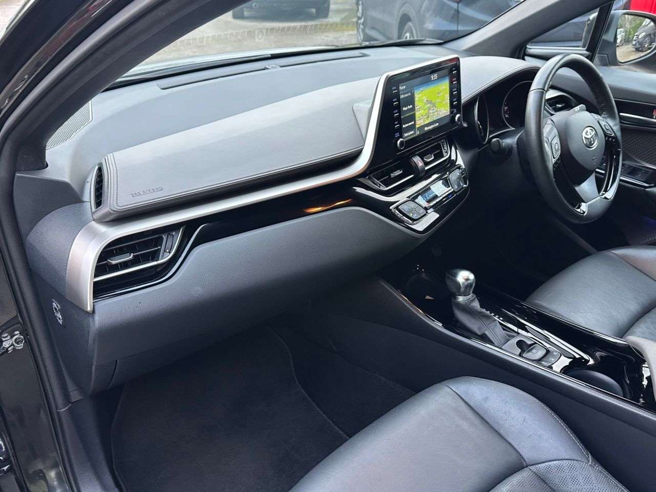 2021 TOYOTA C-HR 2021 TOYOTA C-HR