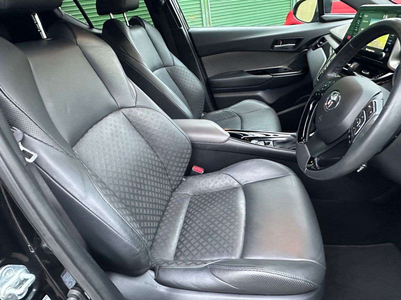 2021 TOYOTA C-HR 2021 TOYOTA C-HR