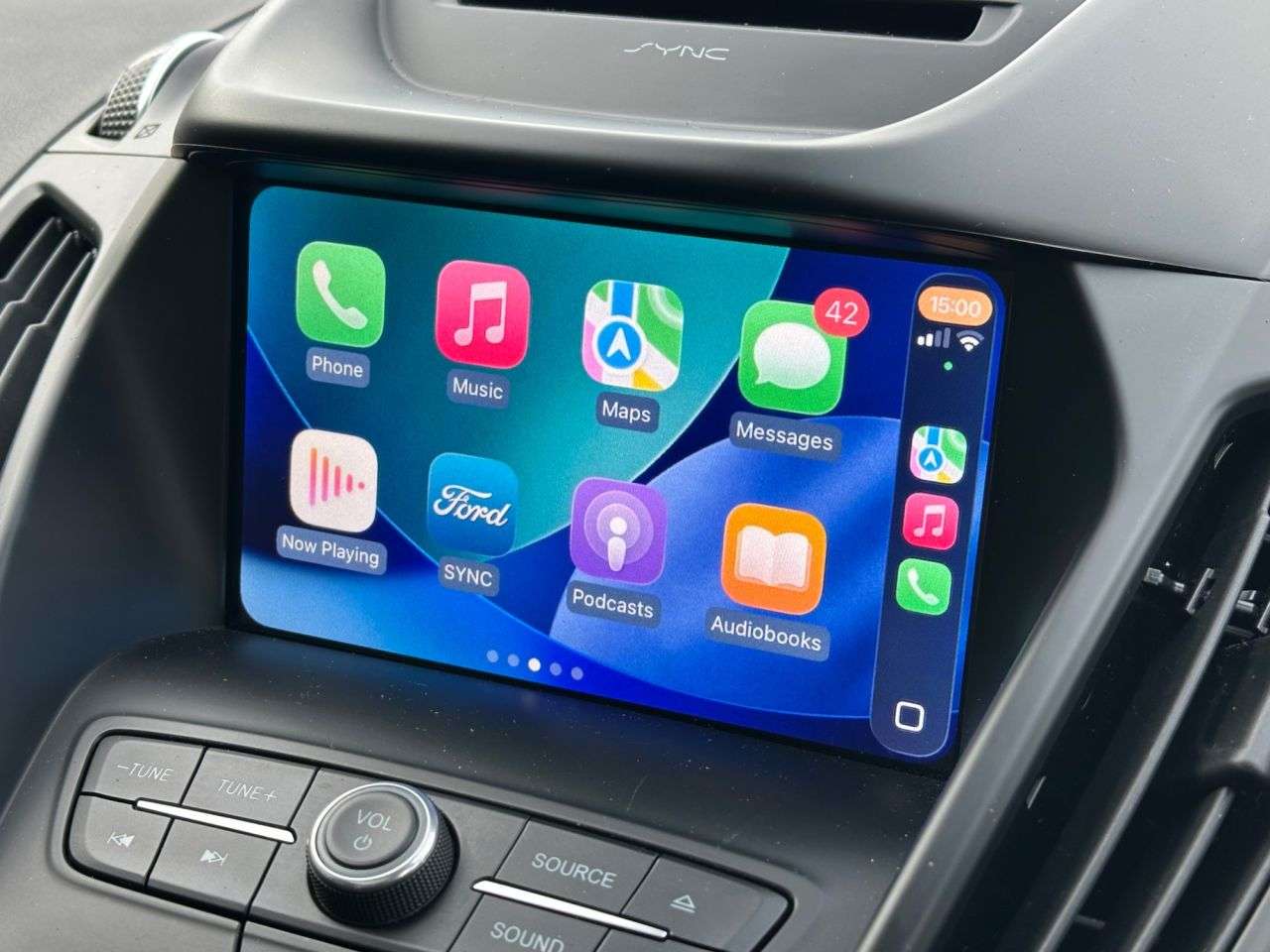 A 2019 FORD KUGA 1.5T EcoBoost ST-Line Edition SUV 5dr Petrol Manual Euro 6 (s/s) (150 ps) 3 A 2019 FORD KUGA 1.5T EcoBoost ST-Line Edition SUV 5dr Petrol Manual Euro 6 (s/s) (150 ps) 3