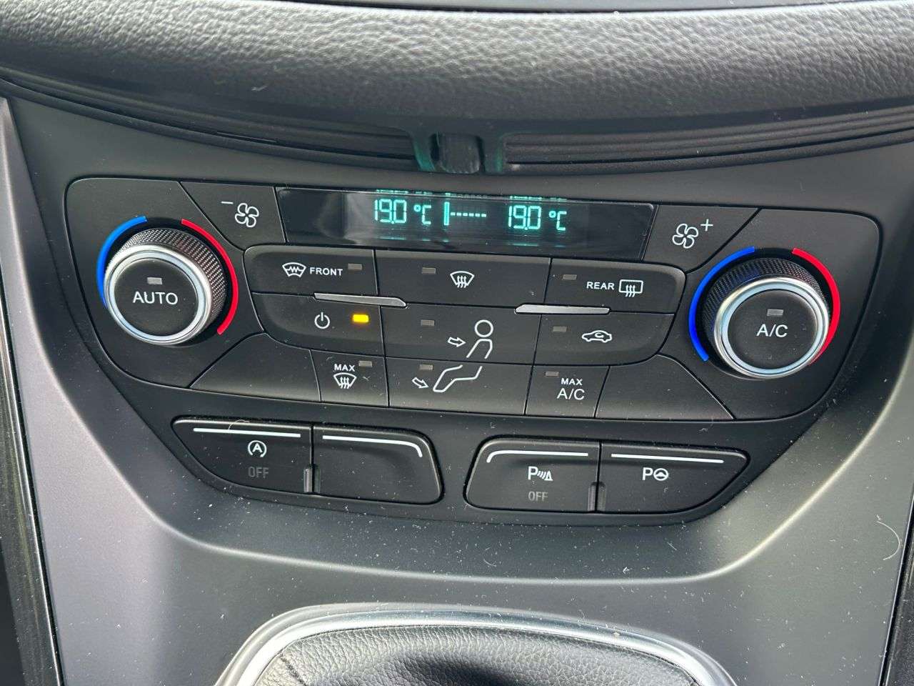 2019 FORD KUGA 2019 FORD KUGA