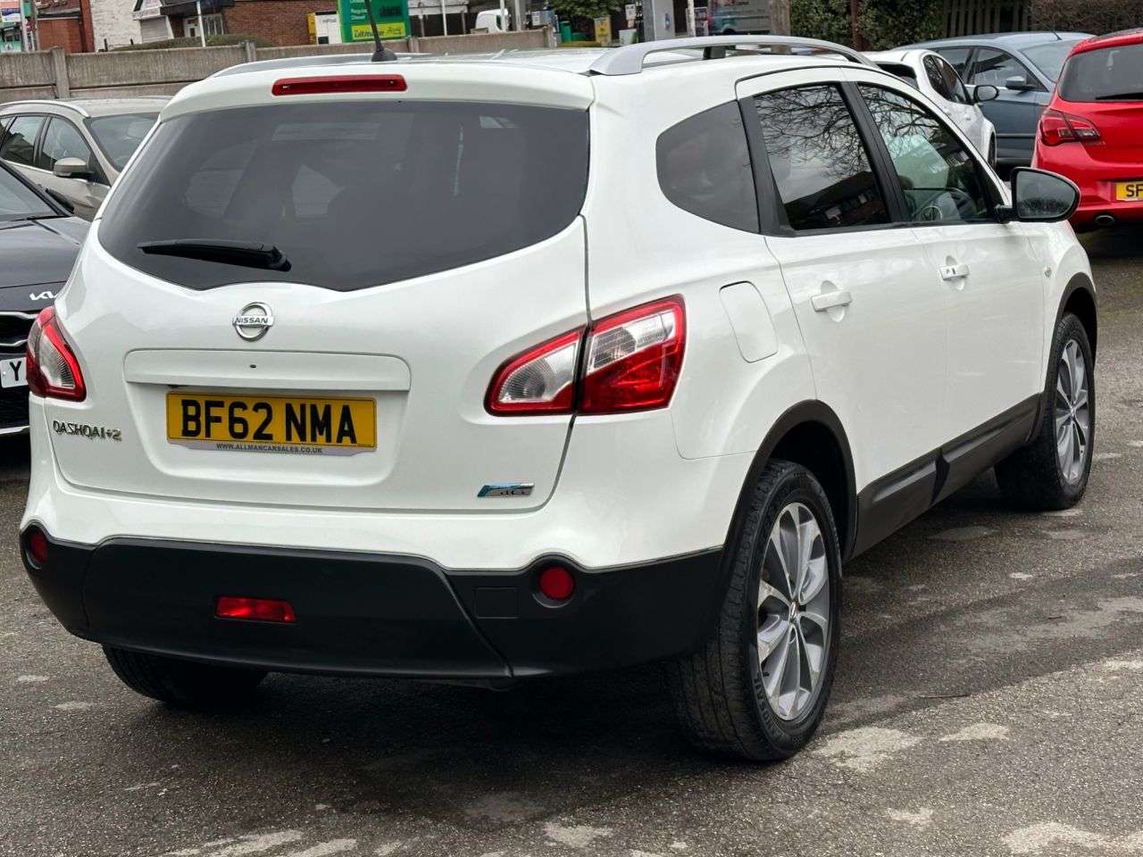 A 2012 NISSAN QASHQAI+2 1.6 dCi Tekna SUV 5dr Diesel Manual 2WD Euro 5 (AVM) (130 ps) 7 SEATS SERVI A 2012 NISSAN QASHQAI+2 1.6 dCi Tekna SUV 5dr Diesel Manual 2WD Euro 5 (AVM) (130 ps) 7 SEATS SERVI