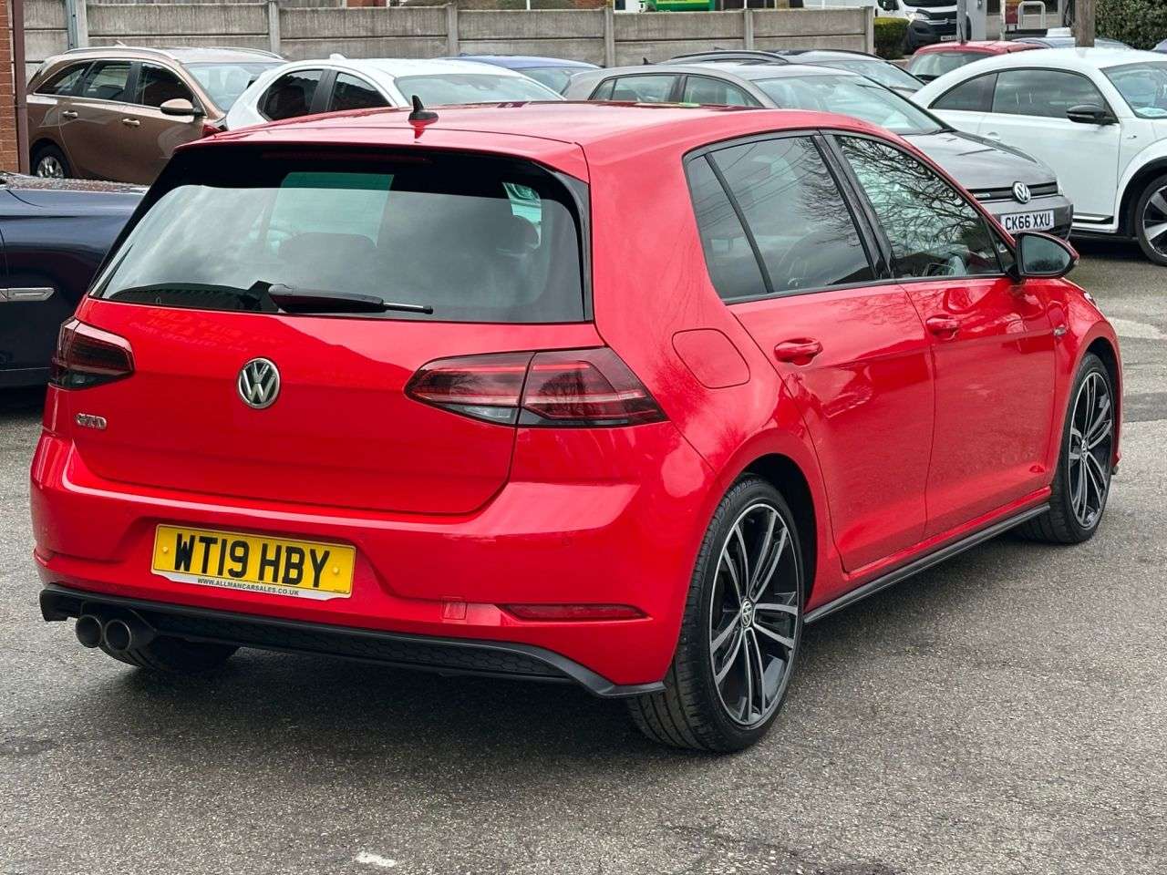 A 2019 VOLKSWAGEN GOLF 2.0 TDI GTD Hatchback 5dr Diesel DSG Euro 6 (s/s) (184 ps) 2 OWENR FULL VW A 2019 VOLKSWAGEN GOLF 2.0 TDI GTD Hatchback 5dr Diesel DSG Euro 6 (s/s) (184 ps) 2 OWENR FULL VW