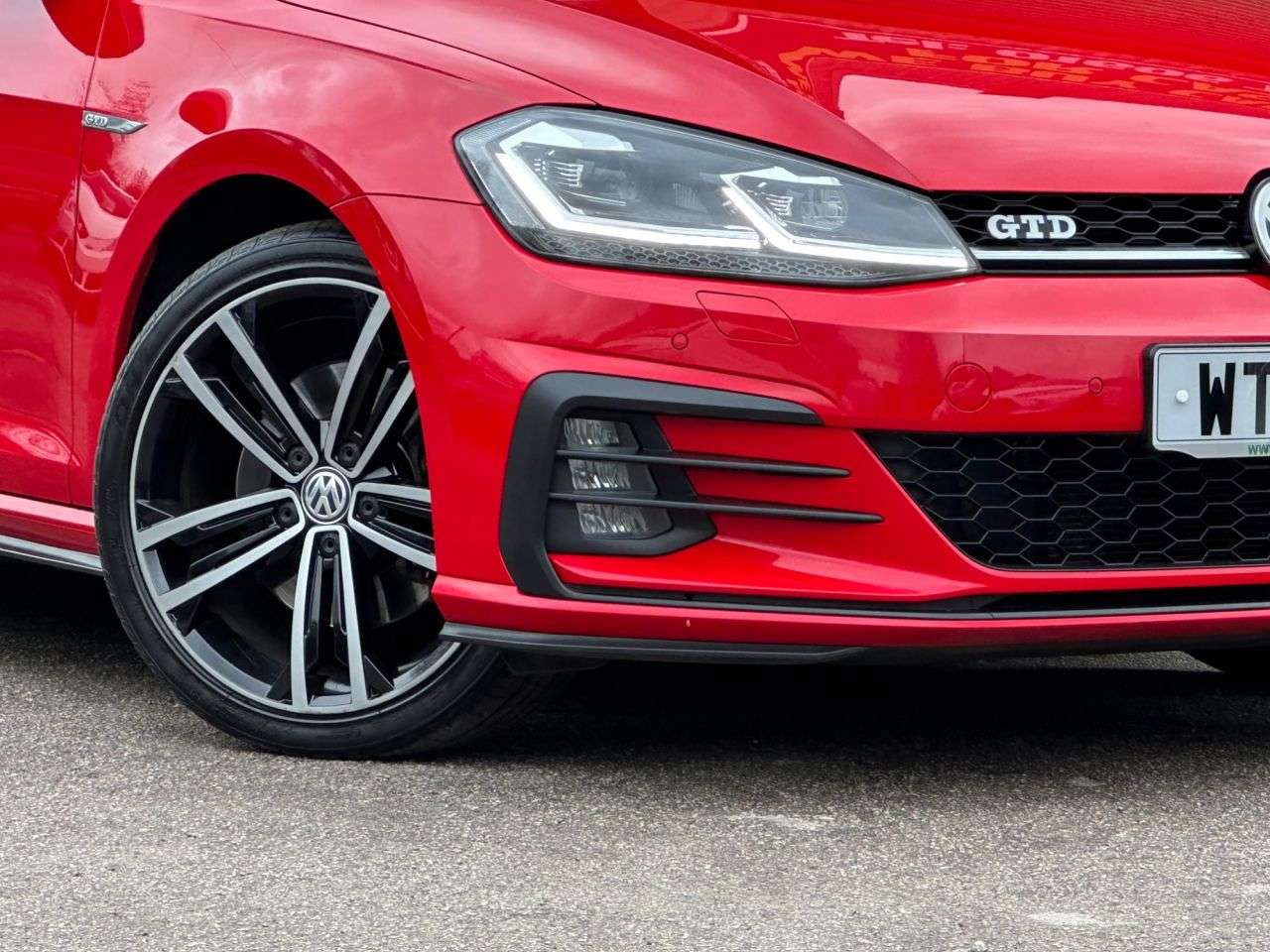 2019 VOLKSWAGEN GOLF 2019 VOLKSWAGEN GOLF