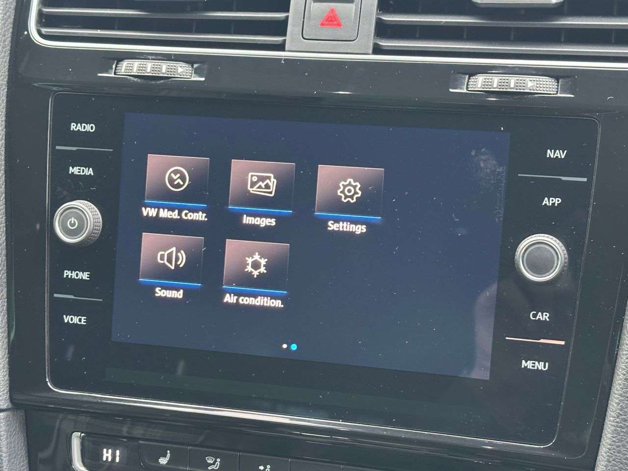 2019 VOLKSWAGEN GOLF 2019 VOLKSWAGEN GOLF