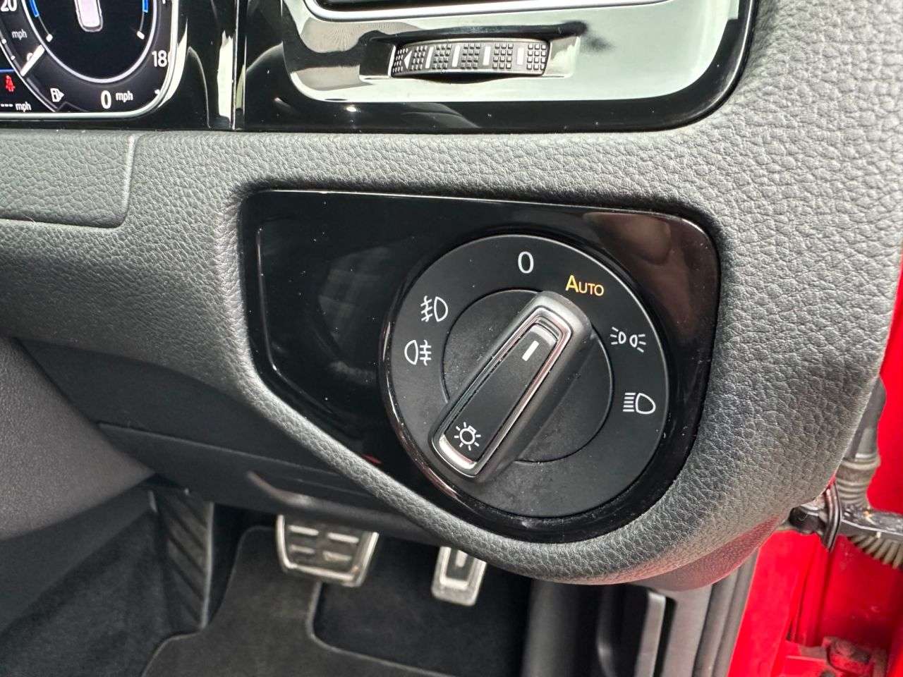 2019 VOLKSWAGEN GOLF 2019 VOLKSWAGEN GOLF