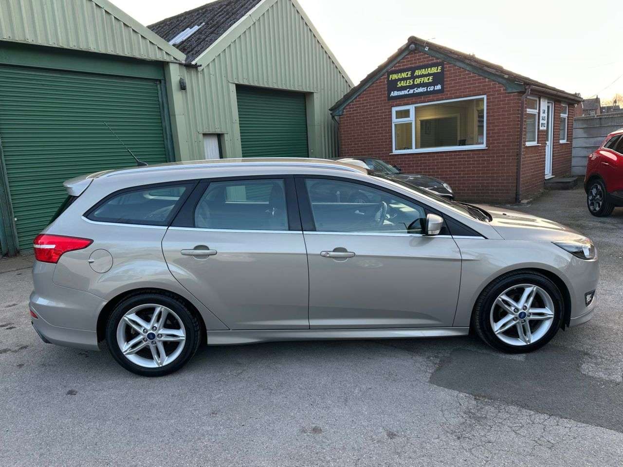 A 2014 FORD FOCUS 1.6 TDCi Zetec S Estate 5dr Diesel Manual Euro 5 (s/s) (115 ps) £20 ROAD TA A 2014 FORD FOCUS 1.6 TDCi Zetec S Estate 5dr Diesel Manual Euro 5 (s/s) (115 ps) £20 ROAD TA