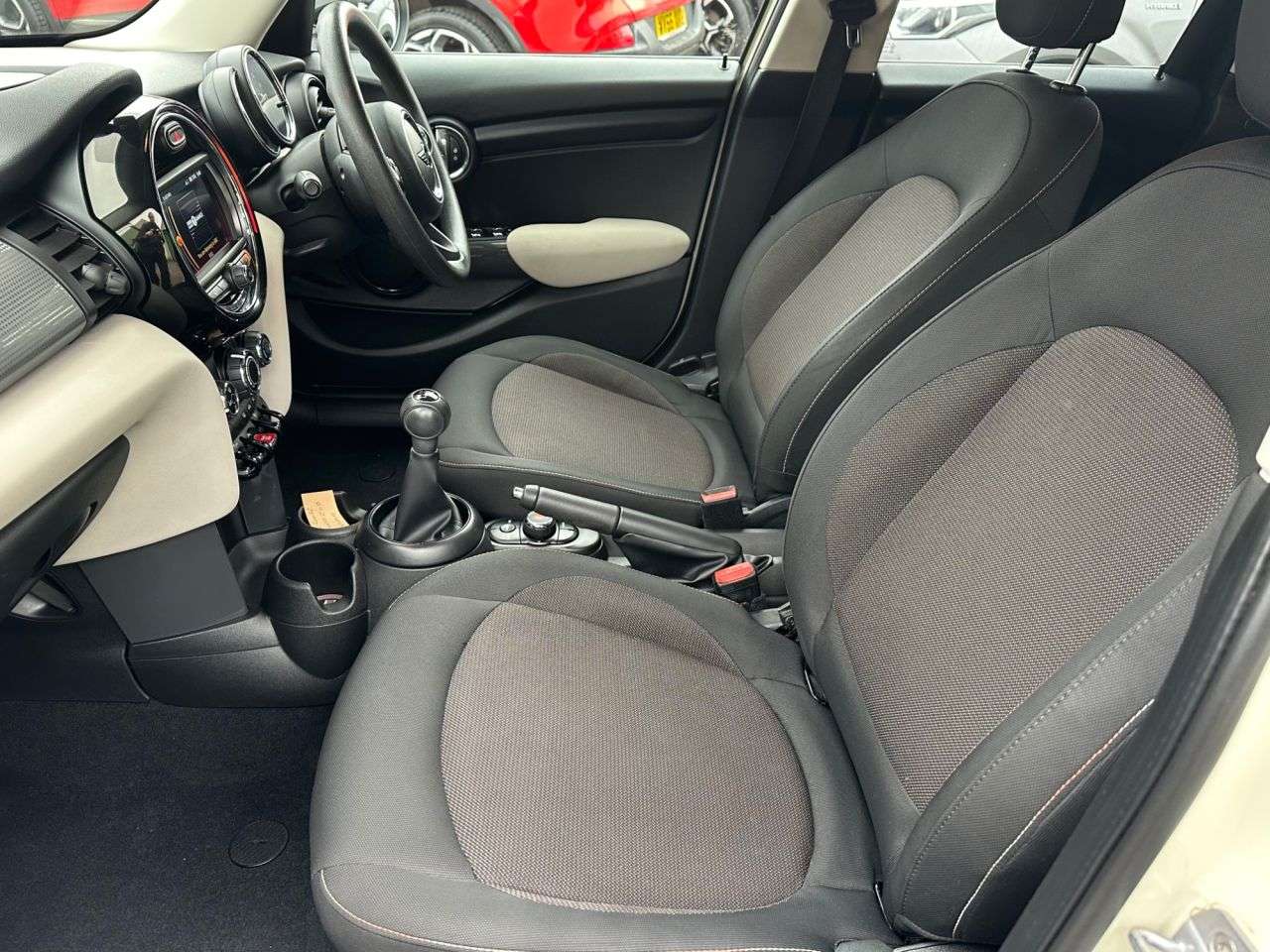 2018 MINI HATCH 2018 MINI HATCH