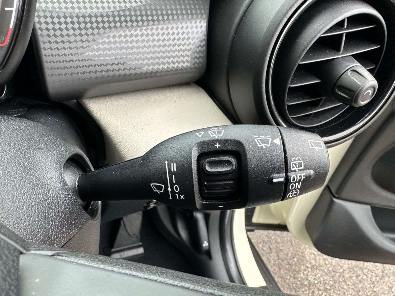 2018 MINI HATCH 2018 MINI HATCH