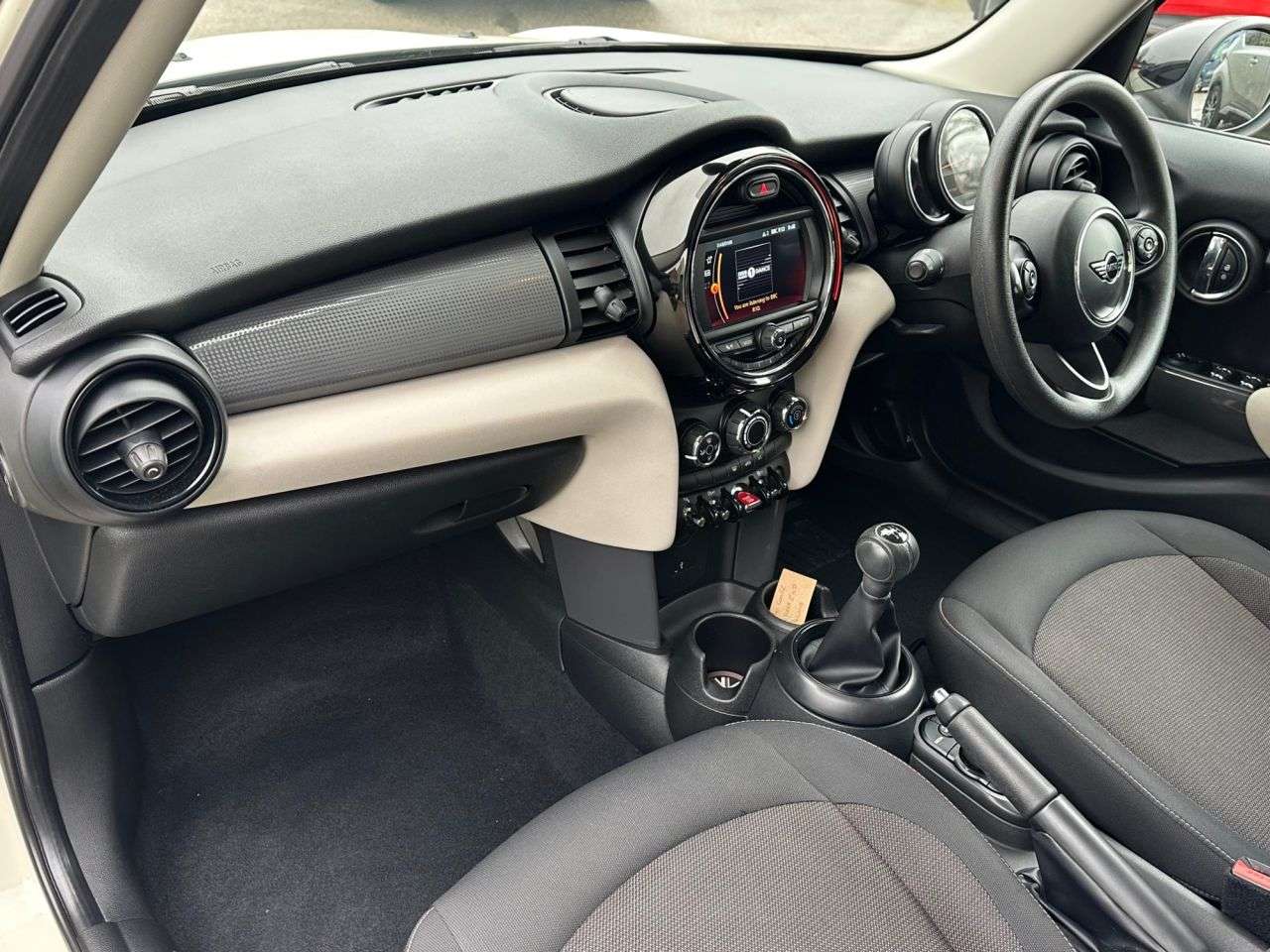 2018 MINI HATCH 2018 MINI HATCH