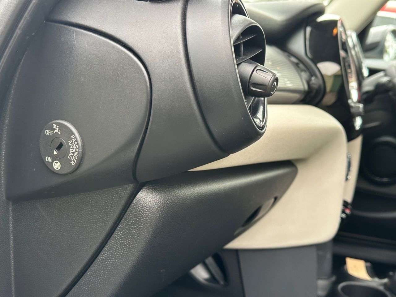 2018 MINI HATCH 2018 MINI HATCH