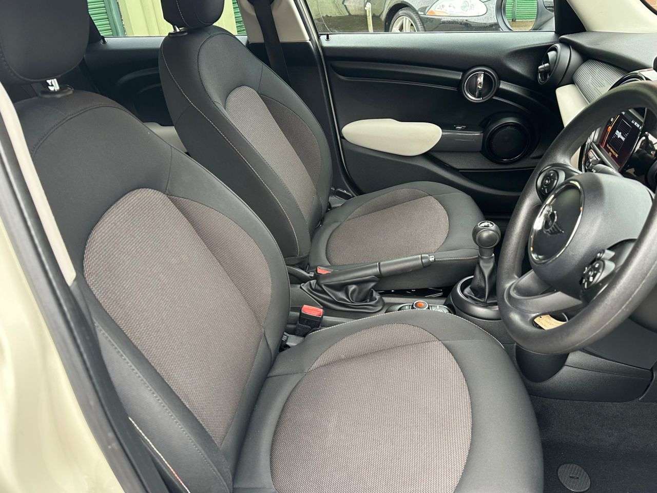 2018 MINI HATCH 2018 MINI HATCH