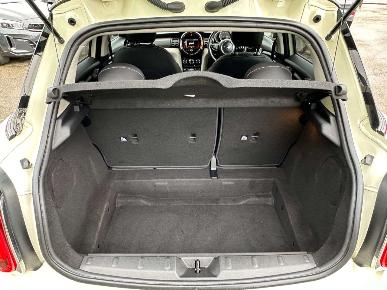 2018 MINI HATCH 2018 MINI HATCH